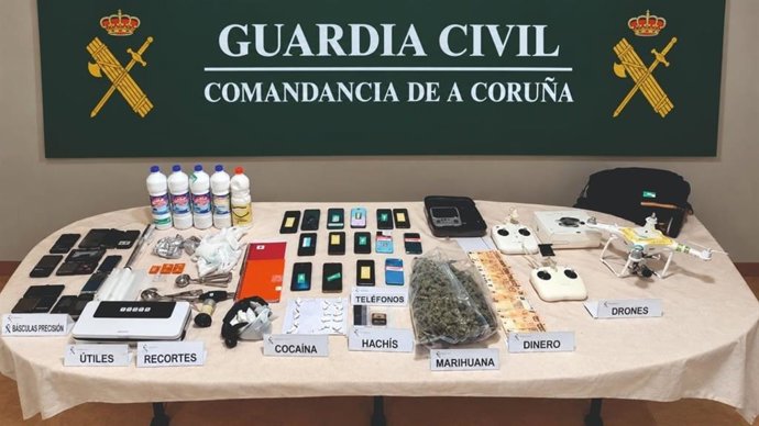 La Guardia Civil detiene a 10 personas y desarticula tres puntos de venta de droga en Noia (A Coruña).