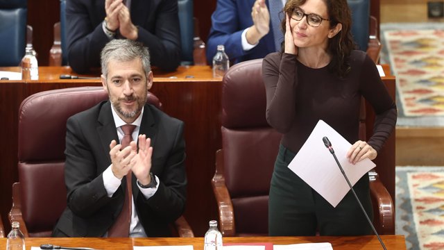 La presidenta de la Comunidad de Madrid, Isabel Díaz Ayuso, durante el pleno de la Asamblea de Madrid, a 8 de octubre de 2026, en Madrid (España).