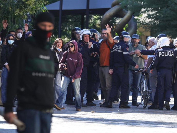 Protestas estudiantiles en Tirana, Albania