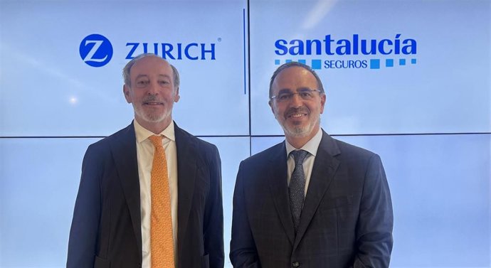 Vicente Cancio, CEO de Zurich Seguros España, junto a Andrés Romero, Consejero Director General en Santalucía Seguros Esp