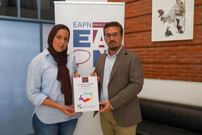 El presidente de EAPN Andalucía, José Miguel Morales, y la vicepresidenta de la Red, Salima El Meziani.