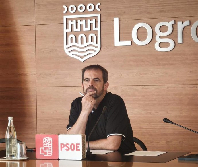 Iván Reinares, portavoz del Grupo Socialista en el Ayuntamiento de Logroño.