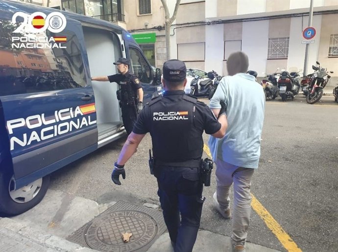 Detenido un técnico de mantenimiento de cajeros automáticos por robar más de 146.000 euros en Palma
