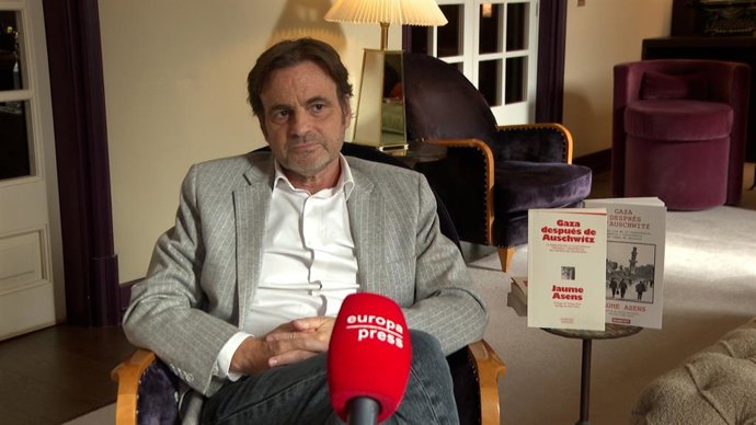 El eurodiputado de los Comuns y Sumar, Jaume Asens, en una entrevista de Europa Press