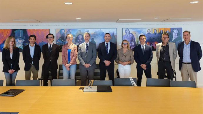 Reunión entre el Gobierno de Cantabria y el Cabildo de Lanzarote.