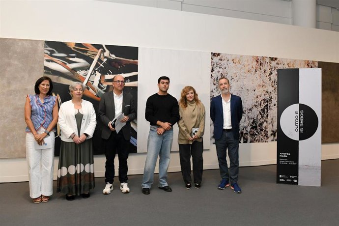 Inauguración de la exposición 'Outro e sobre si'