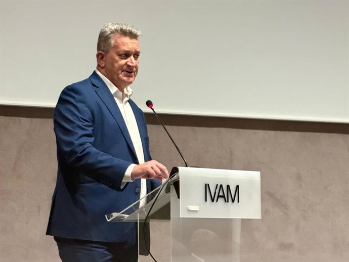 El vicepresident tercer i conseller de Medi ambient, Infraestructures, Territori i de la Recuperació, Vicente Martínez Mus, durant la presentació de la revisió del Patricova