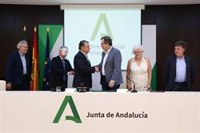 La Junta califica de "sinsentido" la convocatoria de huelga del Sindicato Médico porque "el acuerdo se va a cumplir"