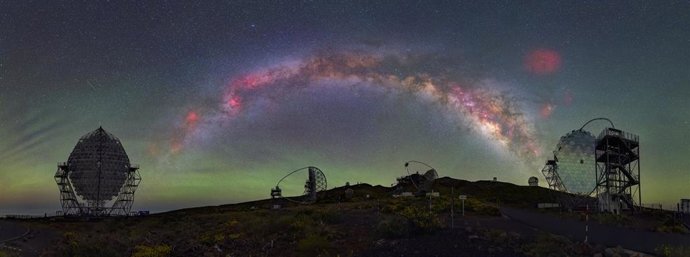 Archivo - Los cuatro telescopios LST de la red Cherenkov en el Observatorio del Roque de Los Muchachos, en la isla canaria de La Palma.