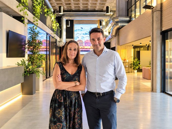 La nueva consejera delegada de Bigban Investors, Ana Guasch, y el presidente de Bigban Investors, Pedro Álava.
