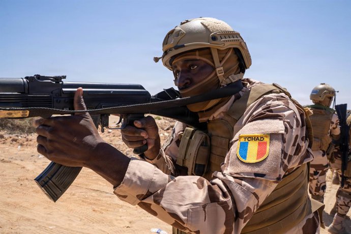 October 9, 2026, Sirte, Libya: Sirte, Libya. 20 April, 2026. A Chadian Special Forces soldier stands guard with an AK-pattern rifle during an assault on a shoreline objective at Flintlock 2026, April 20, 2026 in Sirte, Libya. Flintlock is U.S. Africa Comm