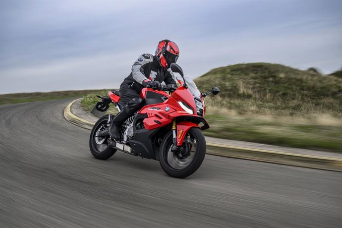 Archivo - BMW Motorrad lanzará la F 450 RR en 2027 desde 7.150 euros, con 48 CV y una orientación deportiva