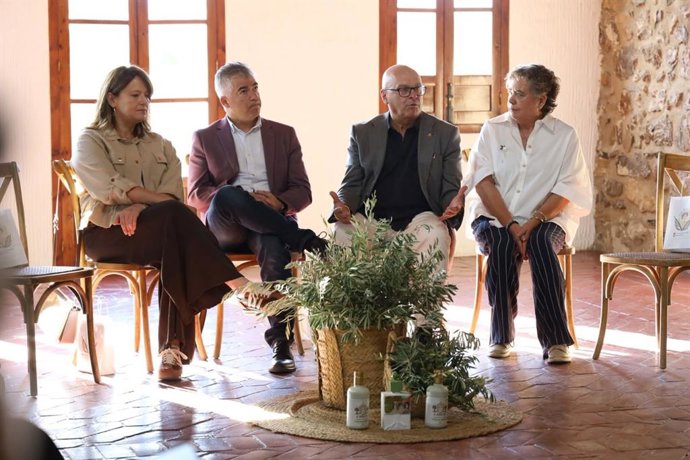 Apertura de la jornada 'Ventanas al olivar'.