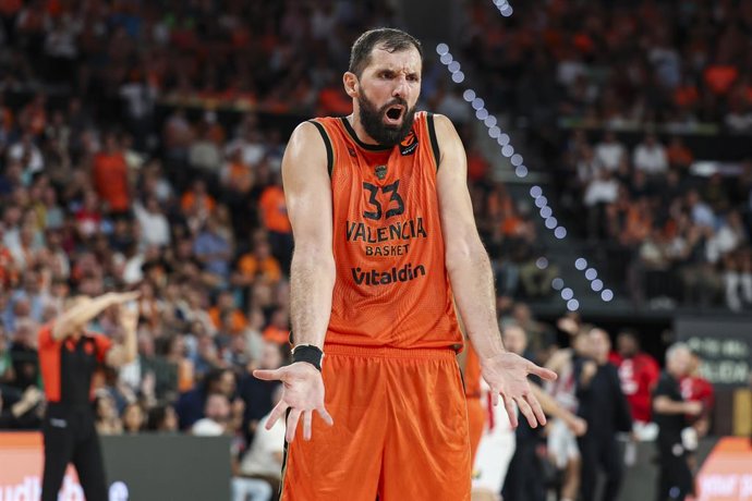 Nikola Mirotic, Valencia Basket