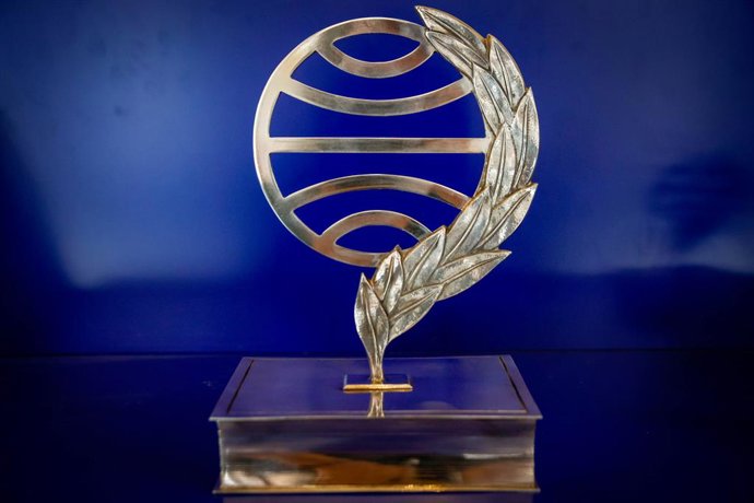 Galardón del Premio Planeta durante la celebración de una rueda de prensa y almuerzo del 75 Premio Planeta de novela, a 14 de octubre de 2026, en Barcelona, Catalunya (España).