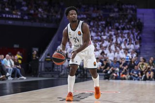 Andres Feliz of Real Madrid in action during the Euroleague Basketball Regular Season Round 6 game between Real Madrid and LDLC Asvel Villeurbanne at Movistar Arena on October 15, 2026 in Madrid, Spain.
