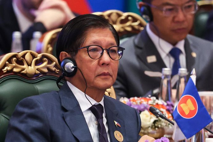 Archivo - Arquivo - ÍNDIA, NOVA DELHI - 13 DE SETEMBRO DE 2026: Ferdinand Marcos Jr., presidente das Filipinas, participa de uma sessão de divulgação da Cúpula do BRICS de 2026