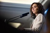 Foto: Ayuso subraya que en 2023 parte del voto por correo "nunca llegó" y pide estar pendientes de "trampas" en el 29N