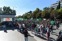 Ayuso lamenta que se dé más protección a protesta que a "derecho a educación": "No todo el mundo quiere secundar huelga"