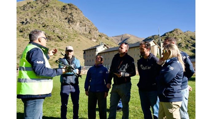 Curso de pilotaje de drones en entornos de montaña