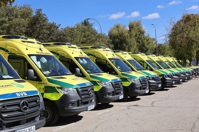 Flota de ambulancias del Sescam.