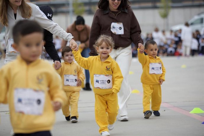 Archivo - Más de 40.400 niños de toda la Comunitat vuelven a correr contra la leucemia en 'La vuelta al Cole Unoentrecienmil'
