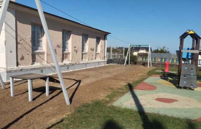La Casa de Cultura de Ortigueira mejora sus accesos tras una inversión de 99.363 euros