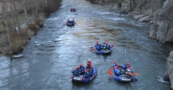 Deportes de agua en el Noguera Pallaresa (Lleida)