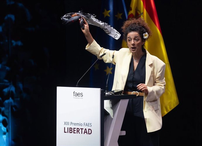 La activista iraní, Masih Alinejad, durante la entrega el XIII Premio FAES de la Libertad.