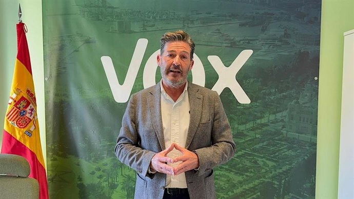 Archivo - El portavoz del grupo municipal de Vox, Antonio Alcázar, en una imagen de archivo.