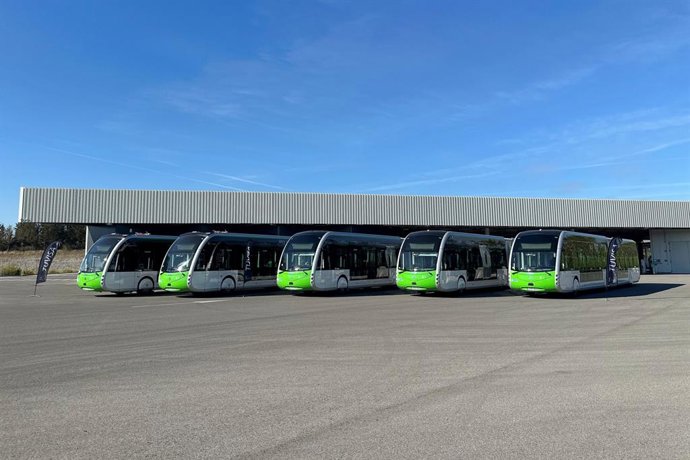 Gasteizko Tuvisak bost autobus elektriko gehituko ditu flotara astelehenetik aurrera