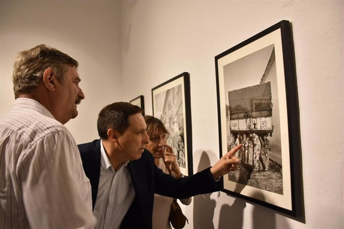 Visita a la exposición fotográfica.