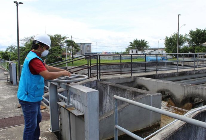 Archivo - Perú.- MVCS lanza proyecto de lineamiento para fusión de empresas públicas de agua y saneamiento