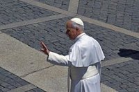 Obispos de Uruguay, Argentina y Perú piden priorizar la salud del Papa y contemplan "aligerar" la agenda de su viaje