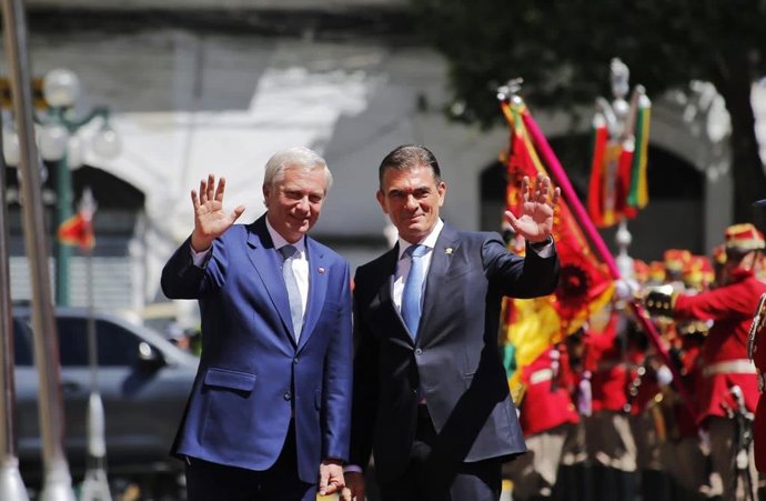 Los presidentes de Chile y Bolivia, Jose Antonio Kast y Rodrigo Paz