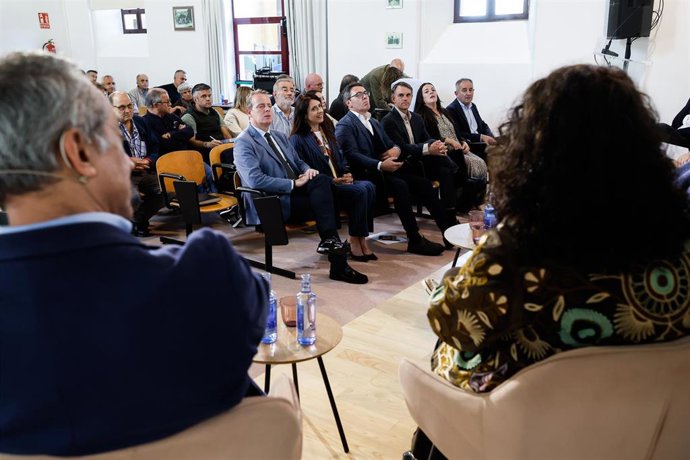 La conselleira del Medio Rural, María José Gómez, en Ribadeo