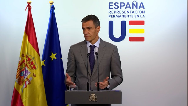 Sánchez lamenta la renuncia de Mínguez y revela que le pidió que siguiera en su