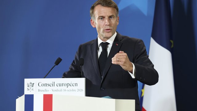 El presidente de Francia, Emmanuel Macron, durante una rueda de prensa al término del Consejo Europeo celebrado en Bruselas