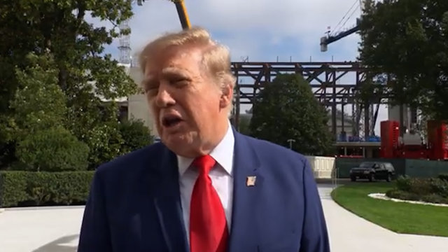 Trump se plantea despedir a Katie Zacharia como portavoz porque los medios "le h
