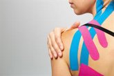 Foto: Daniel Sanjuán, fisioterapeuta:"El kinesiotape está mucho menos respaldado por la evidencia científica de lo que parece"