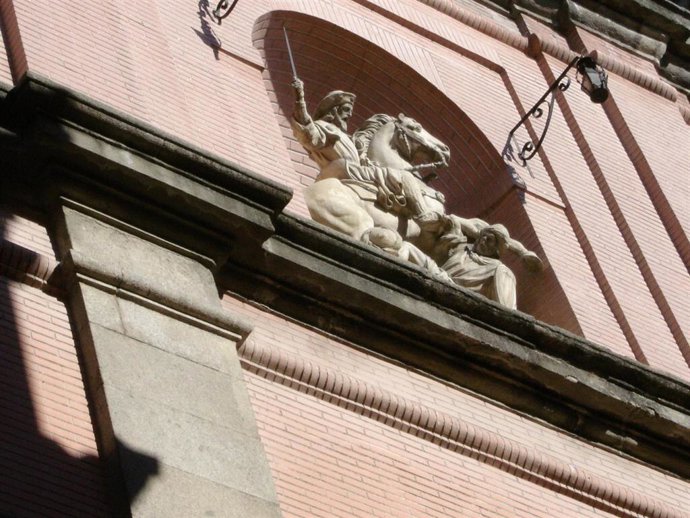 Convento de las Comendadoras y parroquia de Santiago el Mayor