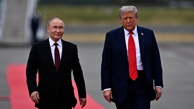 Trump suspende el último paquete de sanciones contra Rusia por motivos de "inter