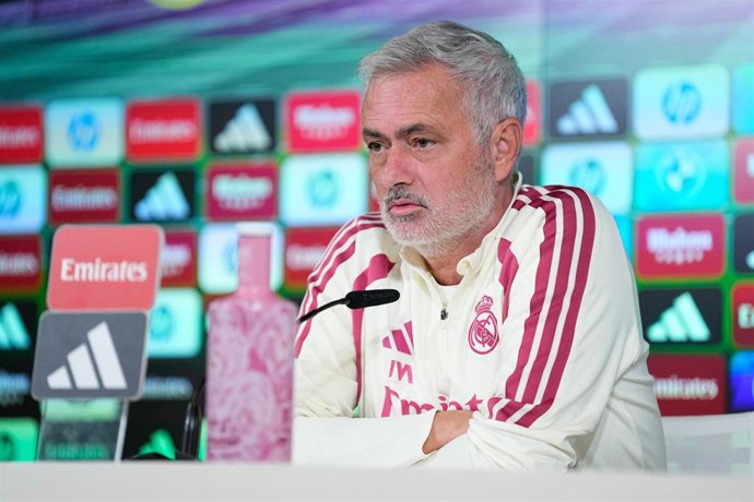 El entrenador del Real Madrid, José Mourinho