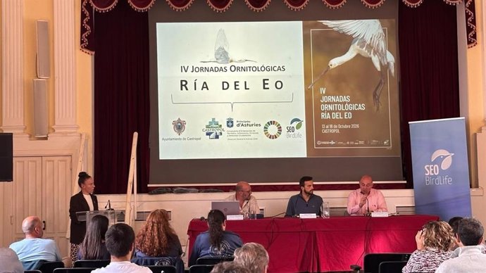 El Principado moviliza 180.000 euros en Castropol para impulsar la sostenibilidad y la cohesión territorial .