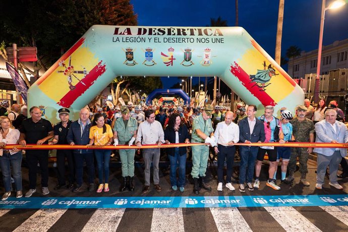 Imagen de la zona de salida de la octava edición de La Desértica, la prueba internacional de ultrafondo organizada por La Legión.