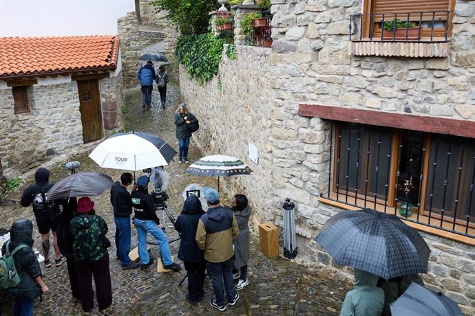 17/10/26 Las Distancias Por Carlos Laín, San Román De Cameros (La Rioja), Spain.  Photo By James Sturcke | Sturcke.Org