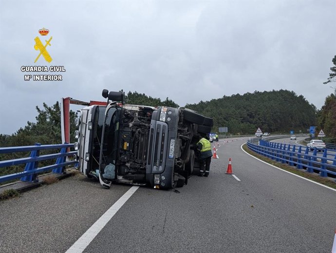 Camión vocaldo en la A8.