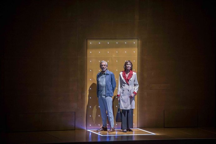 Imanol Arias y María Barranco en la obra 'Mejor No Decirlo'