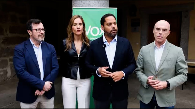 Vox ve "insultante" que Sánchez proclame que quiere a su mujer y no solucione lo