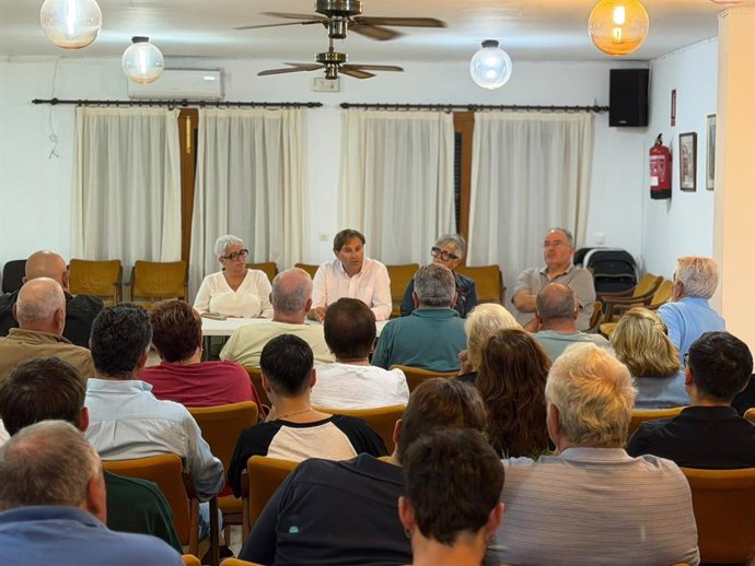Reunión del PP en Maria de la Salut presidida por el candidato a la alcaldía para 2027, Jaume Ferriol.